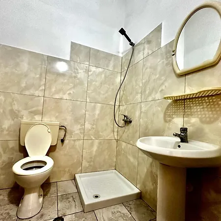 Xhej Hotel