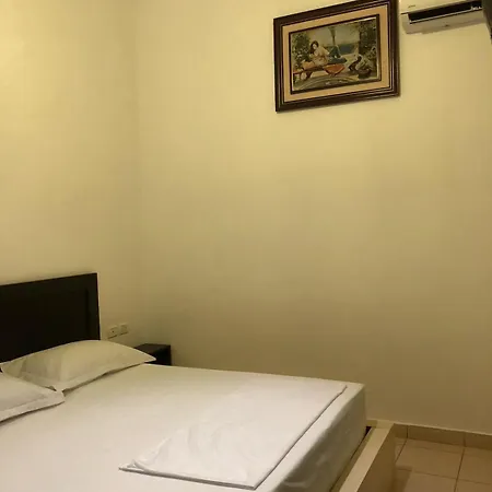 Hotel Xhej